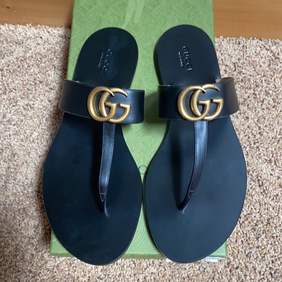 Gucci Leather thong sandal with Double G - Picture 2 of 7